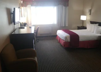 Ramada by Wyndham Abbotsford hotel thumbnail 8