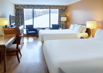 Greenwood Inn & Suites hotel thumbnail 4