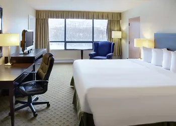 Greenwood Inn & Suites hotel thumbnail 7
