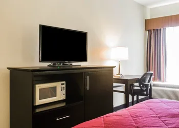 Quality Inn & Suites North Montgomery hotel thumbnail 5
