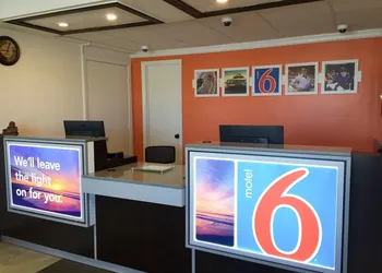 Motel 6 Anniston, AL hotel thumbnail 3