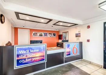 Motel 6 Anniston, AL hotel thumbnail 5