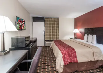 Red Roof Inn Mobile - Midtown hotel thumbnail 5