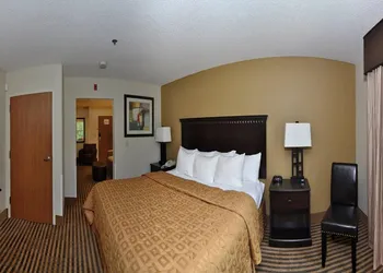 Comfort Inn & Suites Hot Springs Midtown hotel thumbnail 6