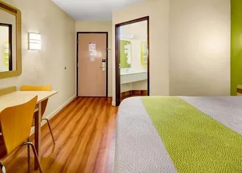 Lakeside Inn Lake Havasu City hotel thumbnail 2