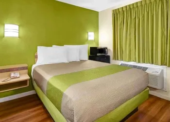 Lakeside Inn Lake Havasu City hotel thumbnail 3