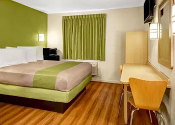 Lakeside Inn Lake Havasu City hotel thumbnail 4