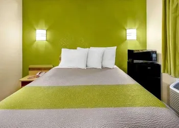 Lakeside Inn Lake Havasu City hotel thumbnail 5