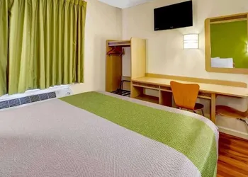 Lakeside Inn Lake Havasu City hotel thumbnail 6