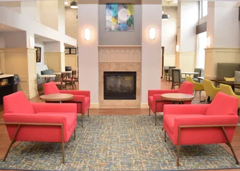 Hampton Inn & Suites Albany Airport hotel thumbnail 3