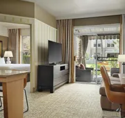 Sonesta Suites Scottsdale Gainey Ranch hotel detail image 7