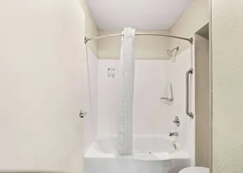 Comfort Inn Tucson Central hotel thumbnail 6