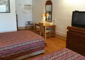 Tri-State Inn hotel thumbnail 6