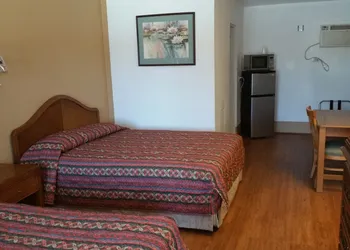 Tri-State Inn hotel thumbnail 7