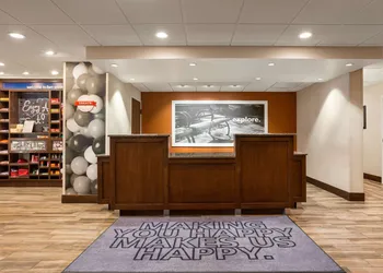 Hampton Inn by Hilton Fort Smith hotel thumbnail 6