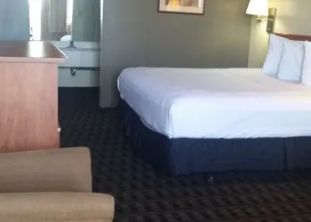 Extend-a-Suites Phoenix hotel thumbnail 4
