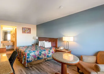Econo Lodge Phoenix North I-17 hotel thumbnail 6