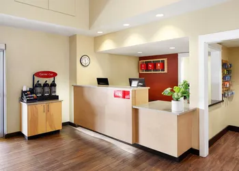 TownePlace Suites Tempe at Arizona Mills Mall hotel thumbnail 2