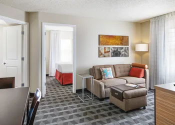TownePlace Suites Tempe at Arizona Mills Mall hotel thumbnail 5