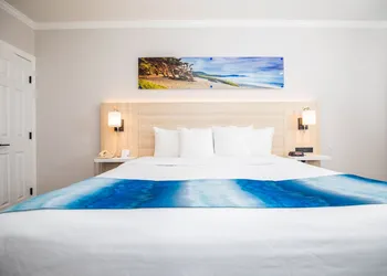 Comfort Inn Carmel By The Sea hotel thumbnail 7