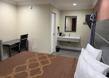 Pacific Inn Anaheim hotel thumbnail 4