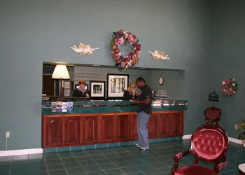 Hampton Inn Russellville hotel thumbnail 5