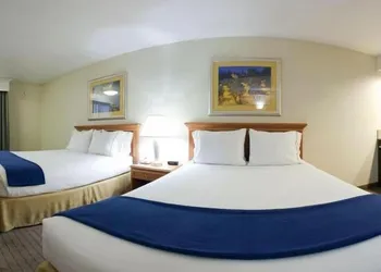 Holiday Inn Express Hotel & Suites Corning by IHG hotel thumbnail 8
