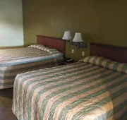 Bellflower Travel Inn hotel detail image 7