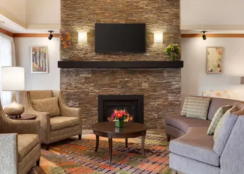 Homewood Suites by Hilton San Francisco Airport North hotel thumbnail 2