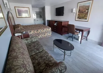 Regency Inn Norco hotel thumbnail 7