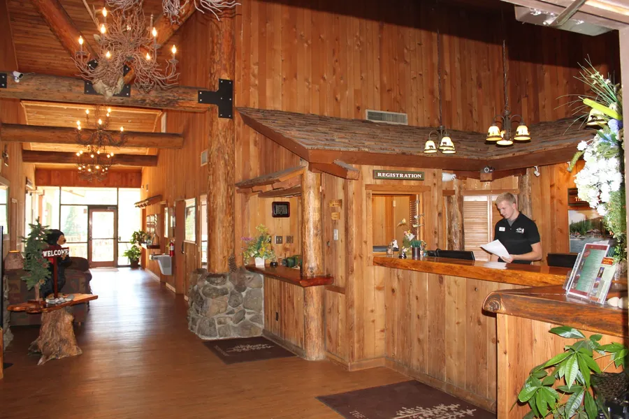 The Pines Resort hotel detail image 2