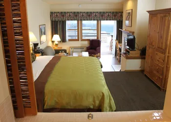 The Pines Resort hotel thumbnail 5