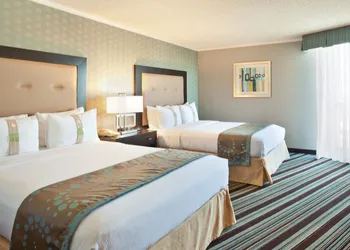 Holiday Inn Long Beach Airport Hotel and Conference Center by IHG hotel thumbnail 4