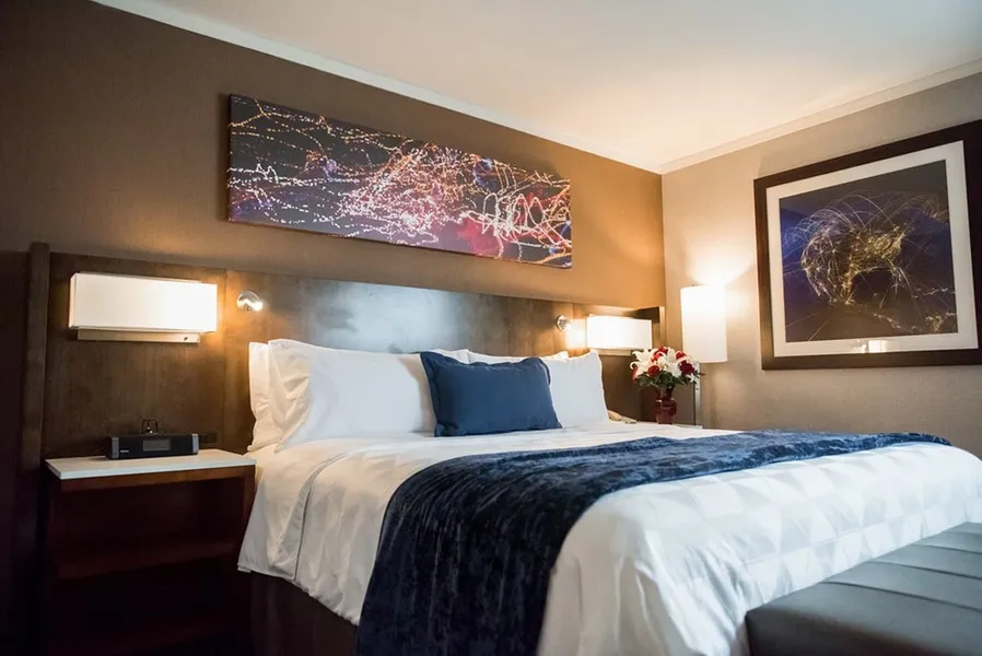 Holiday Inn Long Beach Airport Hotel and Conference Center by IHG hotel detail image 6