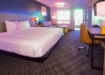 Comfort Inn Encinitas Near Legoland hotel thumbnail 7