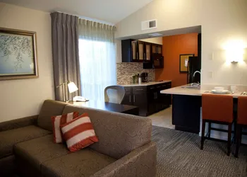 Sonesta ES Suites San Francisco Airport San Bruno hotel thumbnail 8
