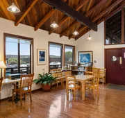 Harbor Lite Lodge hotel detail image 4