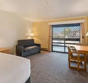 Harbor Lite Lodge hotel detail image 7