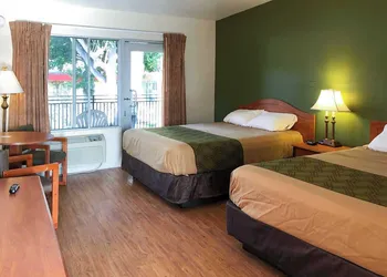 Garden Inn & Suites Oakland Airport hotel thumbnail 3