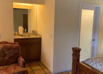 LaMaison Palm Springs hotel thumbnail 4