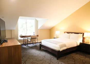 Harvest Inn hotel thumbnail 7