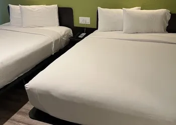 Motel 6 Modesto, CA - Downtown hotel thumbnail 8
