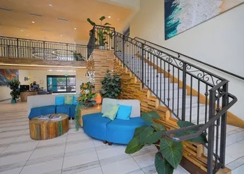 The Cove Hotel, Long Beach hotel thumbnail 2