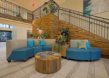 The Cove Hotel, Long Beach hotel thumbnail 3