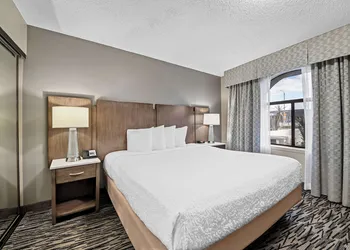 Best Western Los Alamitos Inn & Suites hotel thumbnail 6