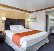 Howard Johnson by Wyndham Norco hotel detail image 7