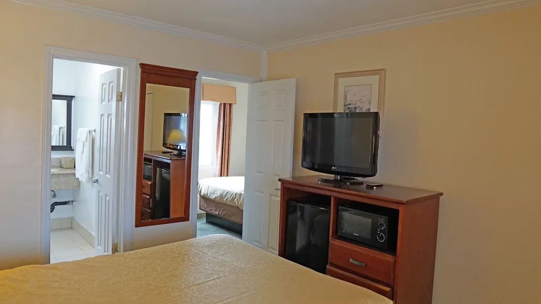 Redondo Inn and Suites hotel detail image 2