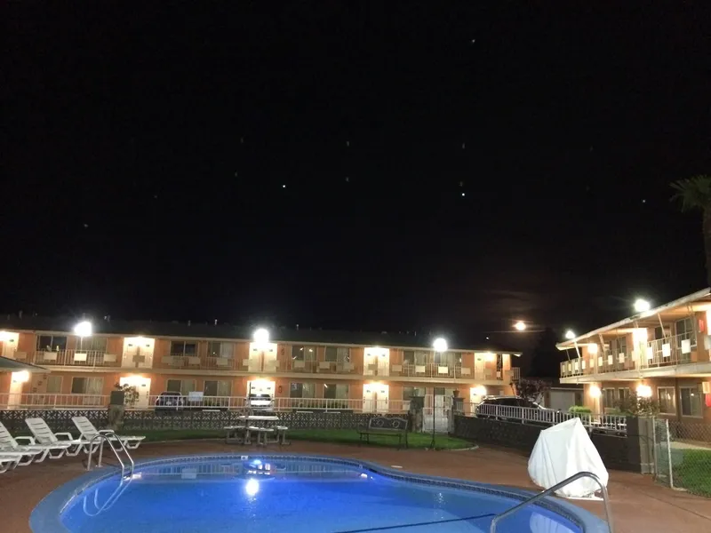 The River Inn and Suites hotel detail image 6