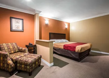Baymont by Wyndham Ontario hotel thumbnail 6