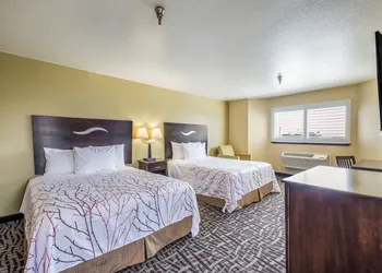 PACIFIC DRIFT San Francisco Pacifica hotel thumbnail 6